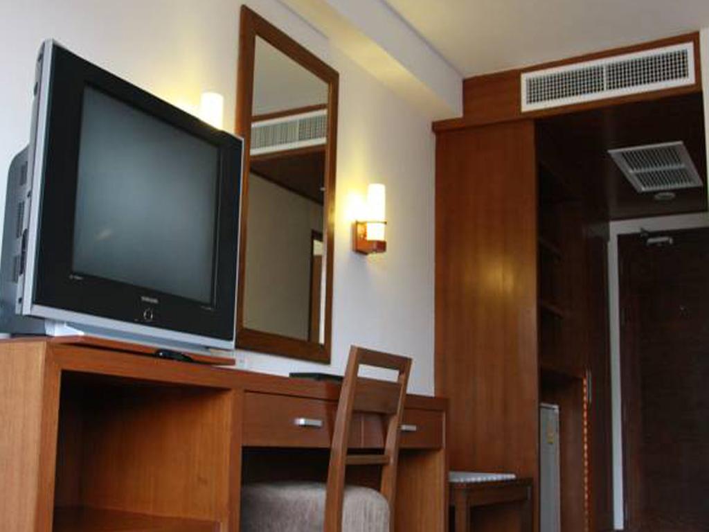 Hiran Residence Patong Buitenkant foto