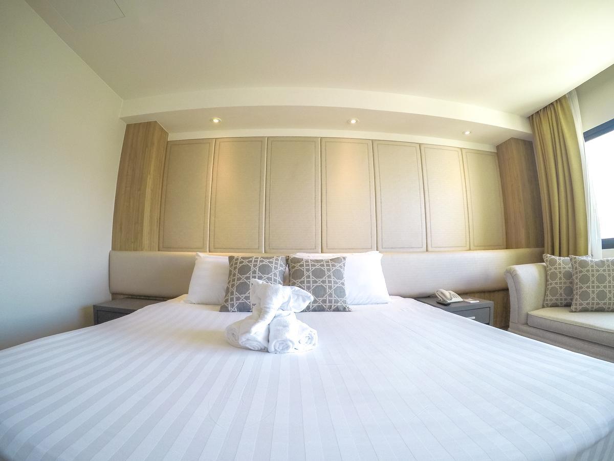 Hiran Residence Patong Buitenkant foto