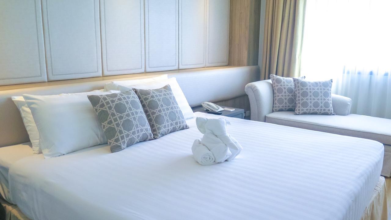 Hiran Residence Patong Buitenkant foto