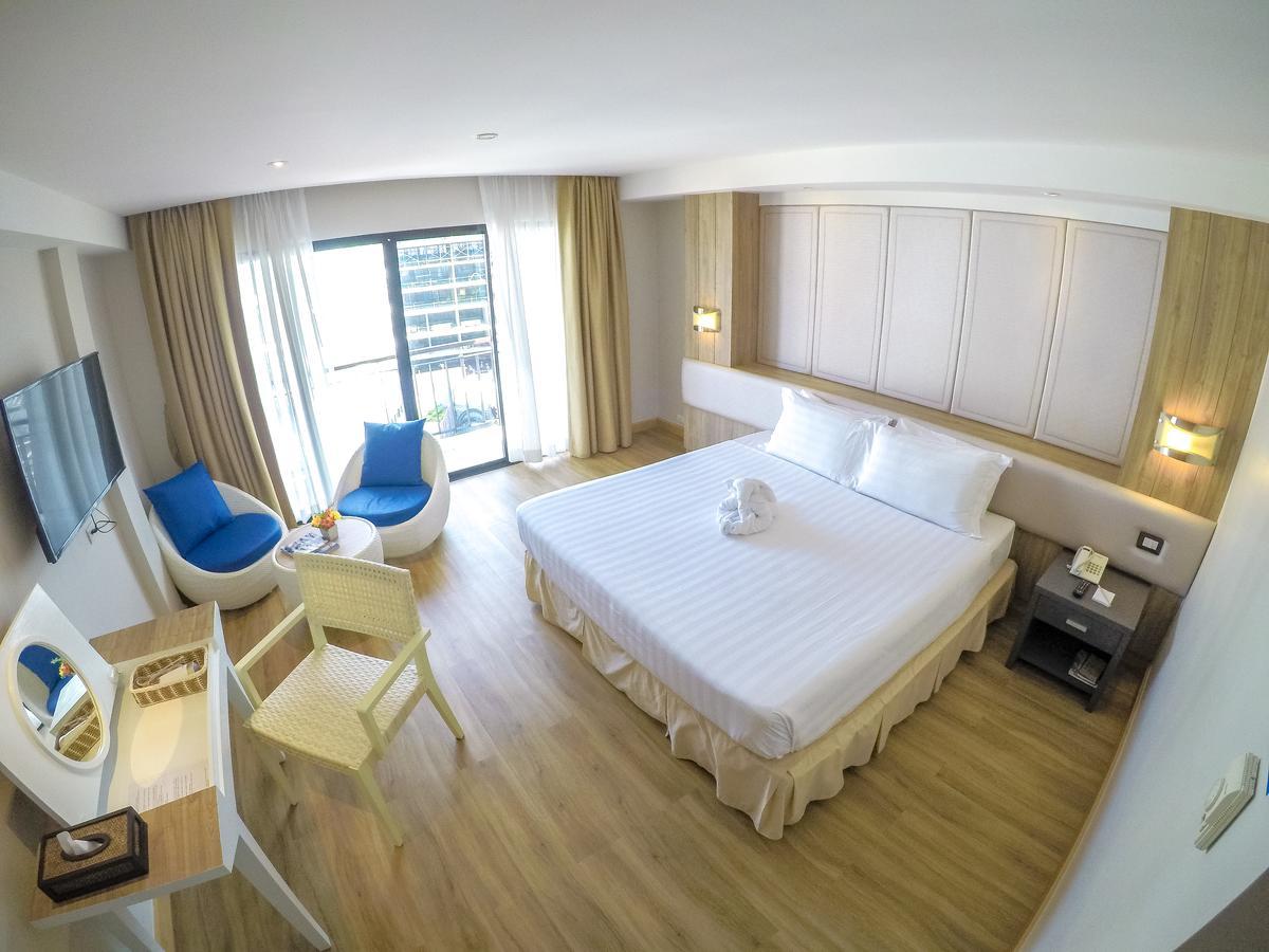 Hiran Residence Patong Buitenkant foto
